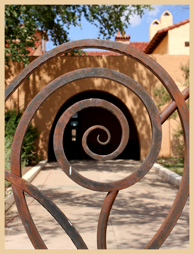 spiral art at la posada hotel